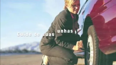 Pneu de Nissan com aplicação de selante Tex Blindagem no ponto de venda Dinisa Nissan (RJ).